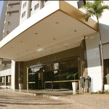 Prive Boulevard Caldas Novas Εξωτερικό φωτογραφία